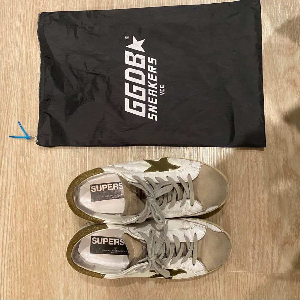 Golden Goose Superstar Leather Sneaker